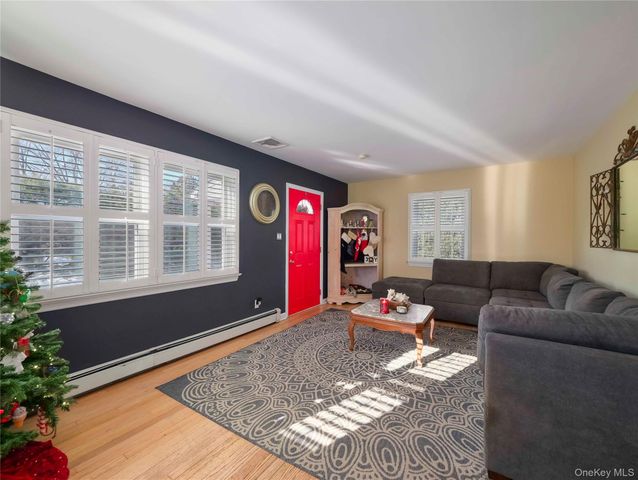 4 Goebel Road, New City, NY 10956