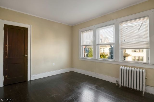 337 N Maple Ave, East Orange City, NJ 07017