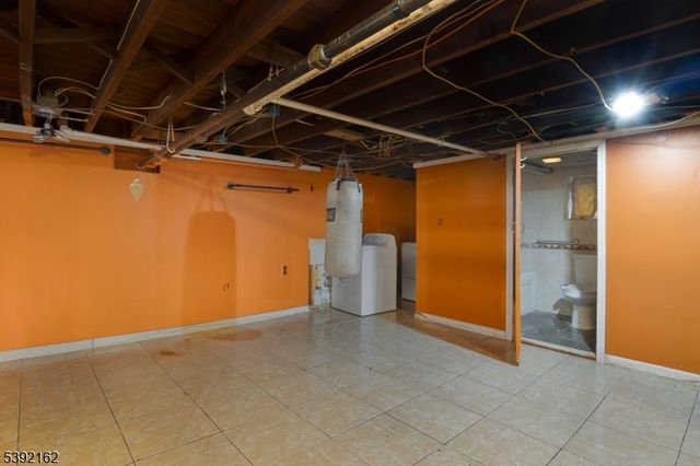 337 N Maple Ave, East Orange City, NJ 07017