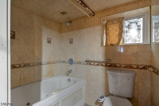 337 N Maple Ave, East Orange City, NJ 07017