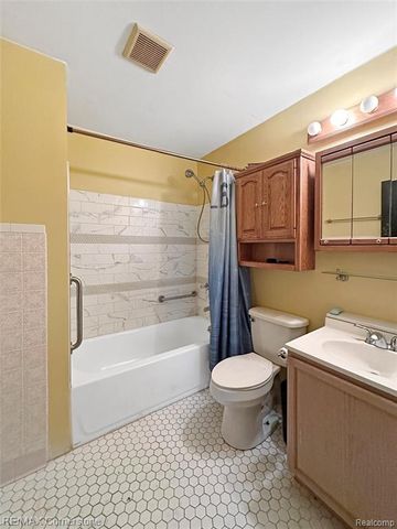391 Arcola Street, Inkster, MI 48141