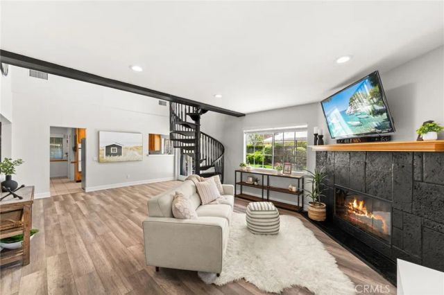 1508 E Candlewood Avenue, Orange, CA 92867