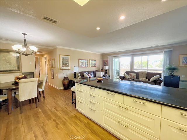 898 Ronda Sevilla N, Laguna Woods, CA 92637