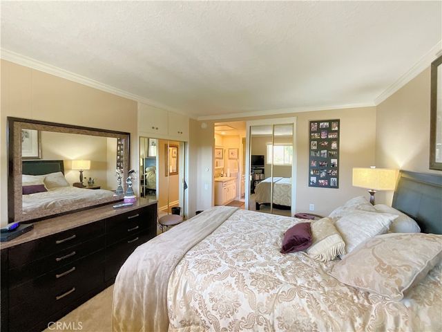 898 Ronda Sevilla N, Laguna Woods, CA 92637