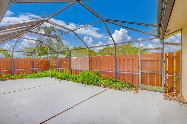 1240 SUMMIT PLACE Circle D, West Palm Beach, FL 33415