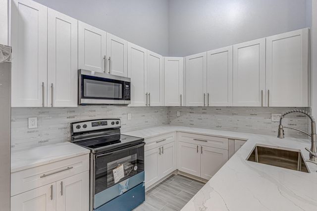 1240 SUMMIT PLACE Circle D, West Palm Beach, FL 33415