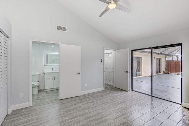 1240 SUMMIT PLACE Circle D, West Palm Beach, FL 33415