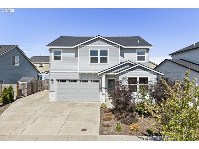 1054 HICKORY St, Independence, OR 97351