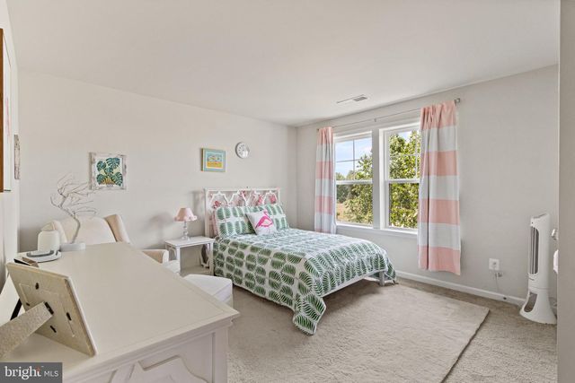 995 ASPEN RD, Stafford, VA 22554