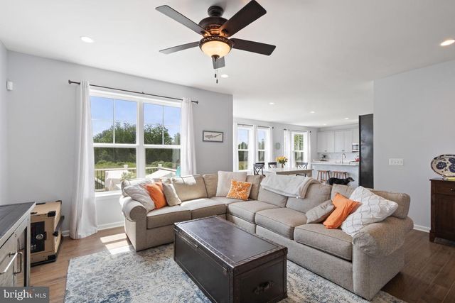 995 ASPEN RD, Stafford, VA 22554