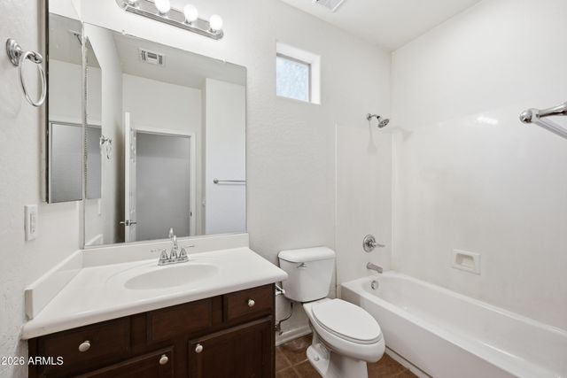 4309 W HEYERDAHL Drive, New River, AZ 85087