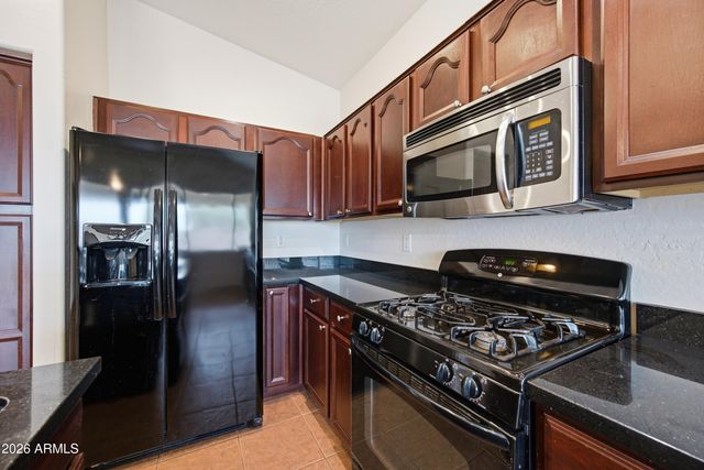 4309 W HEYERDAHL Drive, New River, AZ 85087
