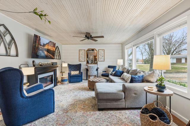 9230 Charles Street, Waconia, MN 55387