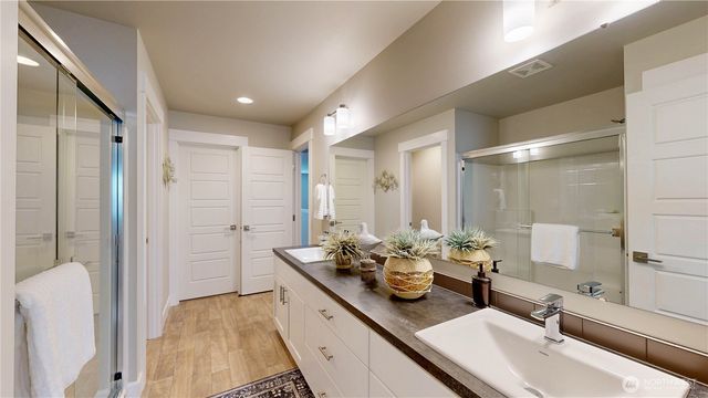 23124 62nd Street, Buckley, WA 98321
