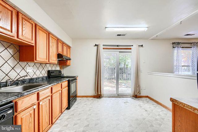 1736 BRIGHTWELL CT, Waldorf, MD 20602