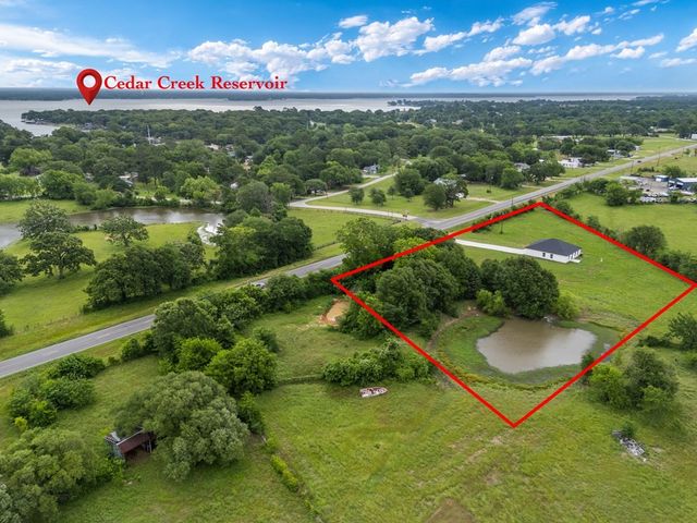 1705 South Tool Drive, Tool, TX 75143