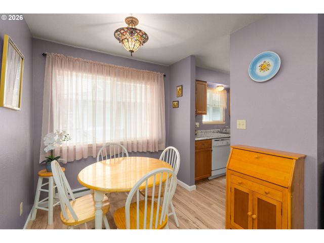 1465 Ne KANE Dr, Gresham, OR 97030