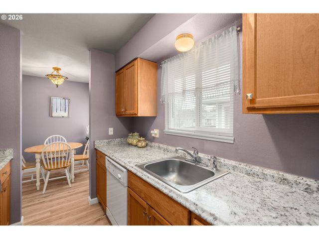 1465 Ne KANE Dr, Gresham, OR 97030