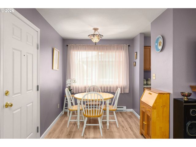 1465 Ne KANE Dr, Gresham, OR 97030