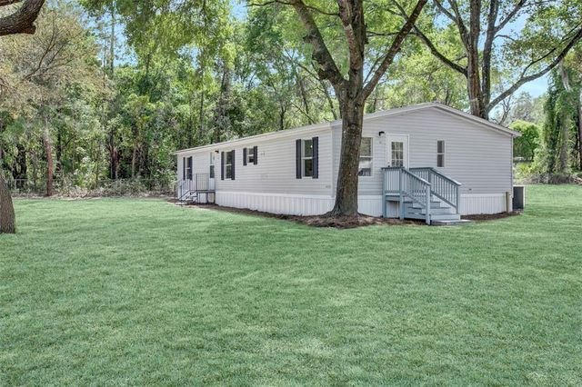 103 ALBANY COURT, Satsuma, FL 32189