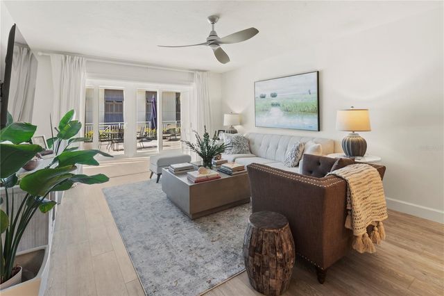 1055 W PEPPERTREE DRIVE 102AA, Sarasota, FL 34242