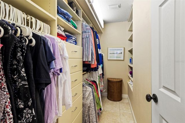 1055 W PEPPERTREE DRIVE 102AA, Sarasota, FL 34242