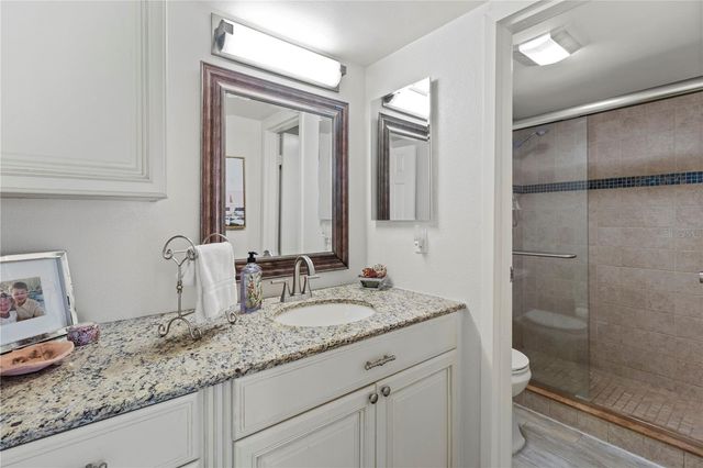 1055 W PEPPERTREE DRIVE 102AA, Sarasota, FL 34242