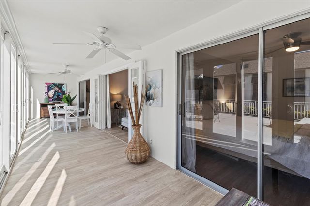 1055 W PEPPERTREE DRIVE 102AA, Sarasota, FL 34242