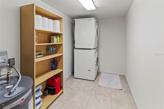 1055 W PEPPERTREE DRIVE 102AA, Sarasota, FL 34242