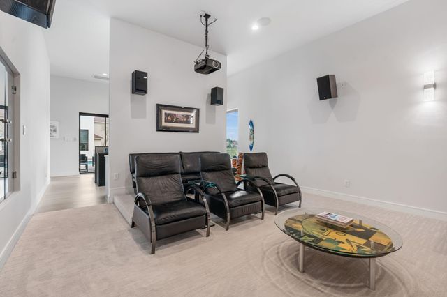 11600 Grand Pine Drive, Montgomery, TX 77356