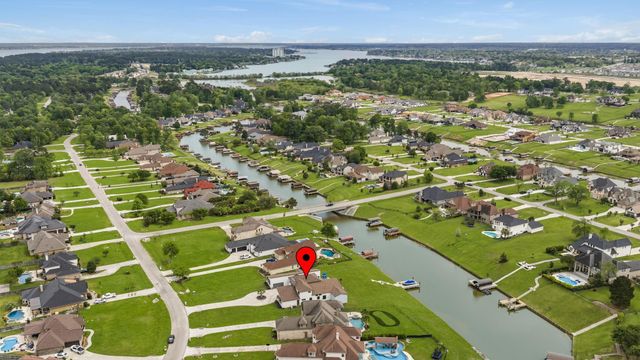 11600 Grand Pine Drive, Montgomery, TX 77356