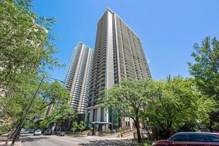 6007 N Sheridan Road 7J, Chicago, IL 60660
