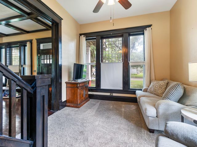 1500 6th St, Bay City, TX 77414
