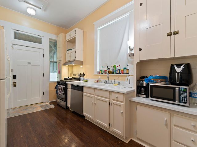 1500 6th St, Bay City, TX 77414