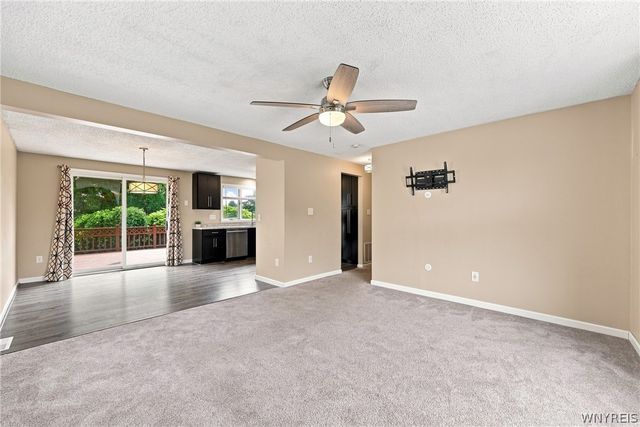 76 Doehaven Circle, Lancaster, NY 14043
