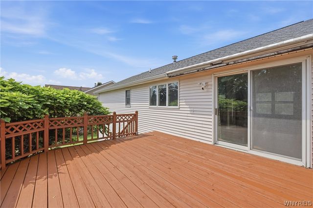 76 Doehaven Circle, Lancaster, NY 14043