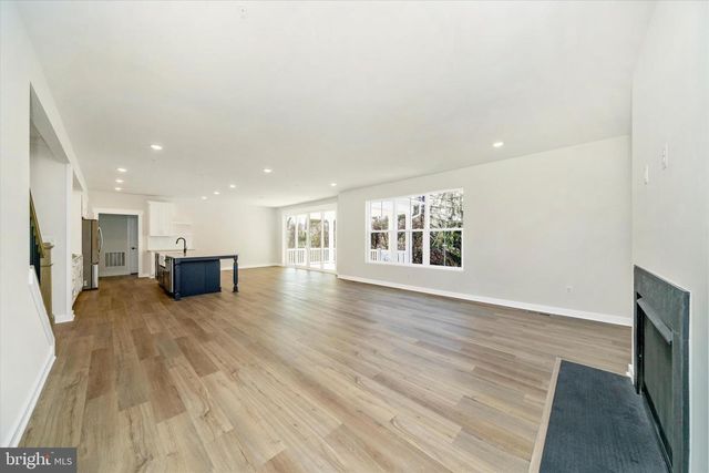 8308 PATIENCE LN, Millersville, MD 21108