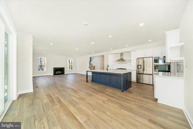 8308 PATIENCE LN, Millersville, MD 21108