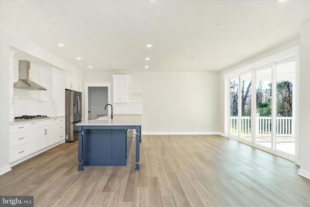 8308 PATIENCE LN, Millersville, MD 21108