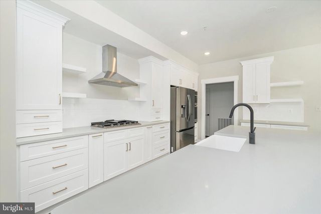 8308 PATIENCE LN, Millersville, MD 21108