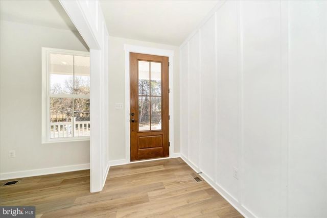 8308 PATIENCE LN, Millersville, MD 21108