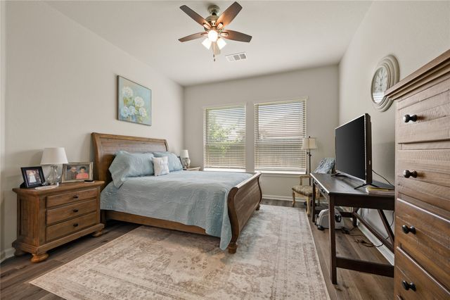 1921 Highlander Court, Fort Worth, TX 76120