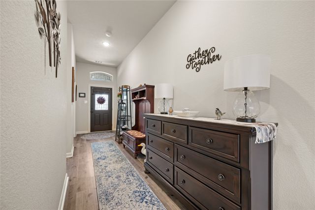 1921 Highlander Court, Fort Worth, TX 76120
