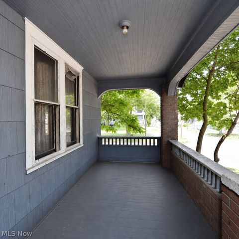 30 W Dalton Street, Akron, OH 44310