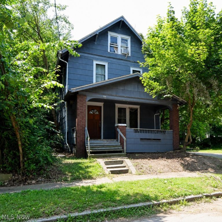 30 W Dalton Street, Akron, OH 44310
