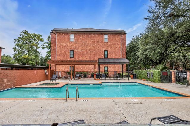 4041 Drake Street 212, Houston, TX 77005