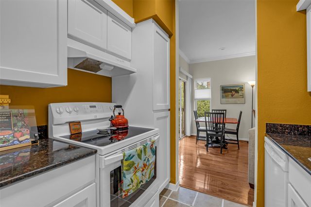 4041 Drake Street 212, Houston, TX 77005
