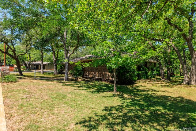 126 tanglewood, Fredericksburg, TX 78624