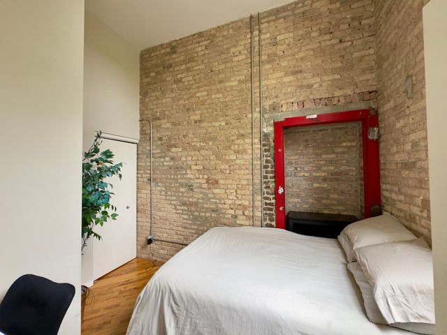 1735 N Paulina Street 212, Chicago, IL 60622