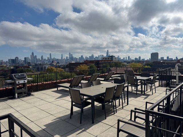 1735 N Paulina Street 212, Chicago, IL 60622